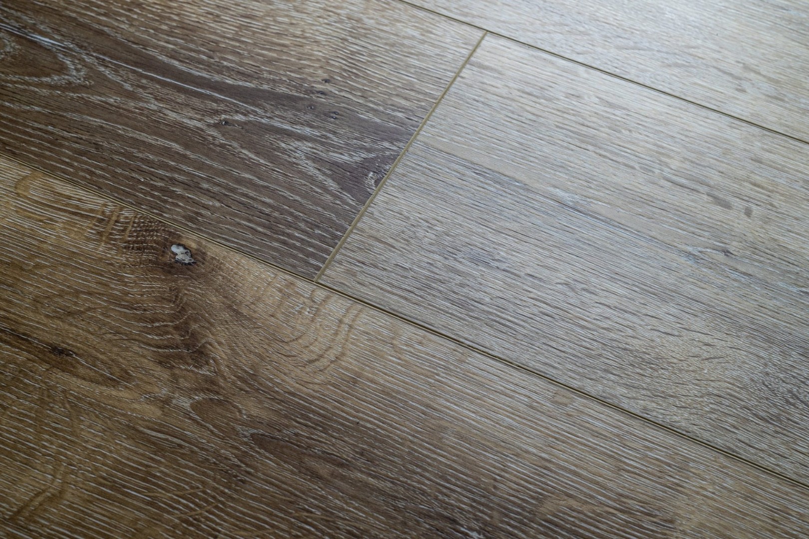 DAMY FLOOR FAMILY T7020-4 Дуб Провинциальный