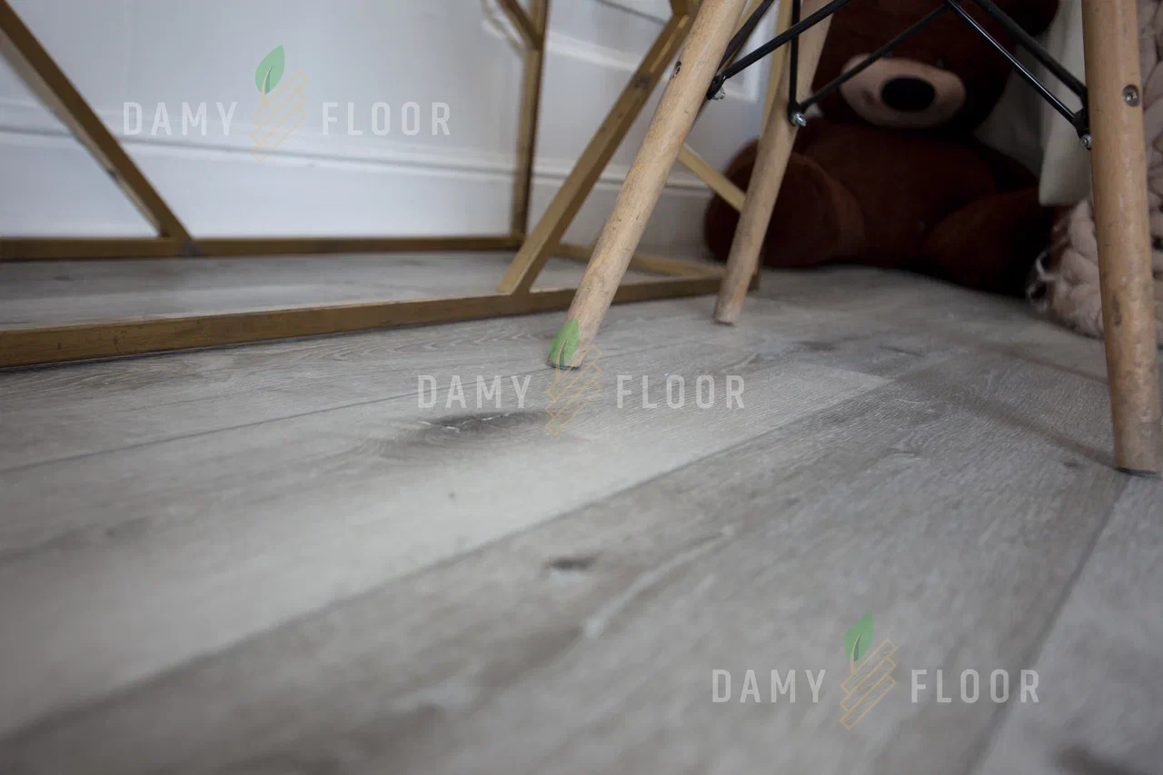 DAMY FLOOR FAMILY 7020-5D-LVT Дуб Состаренный Серый