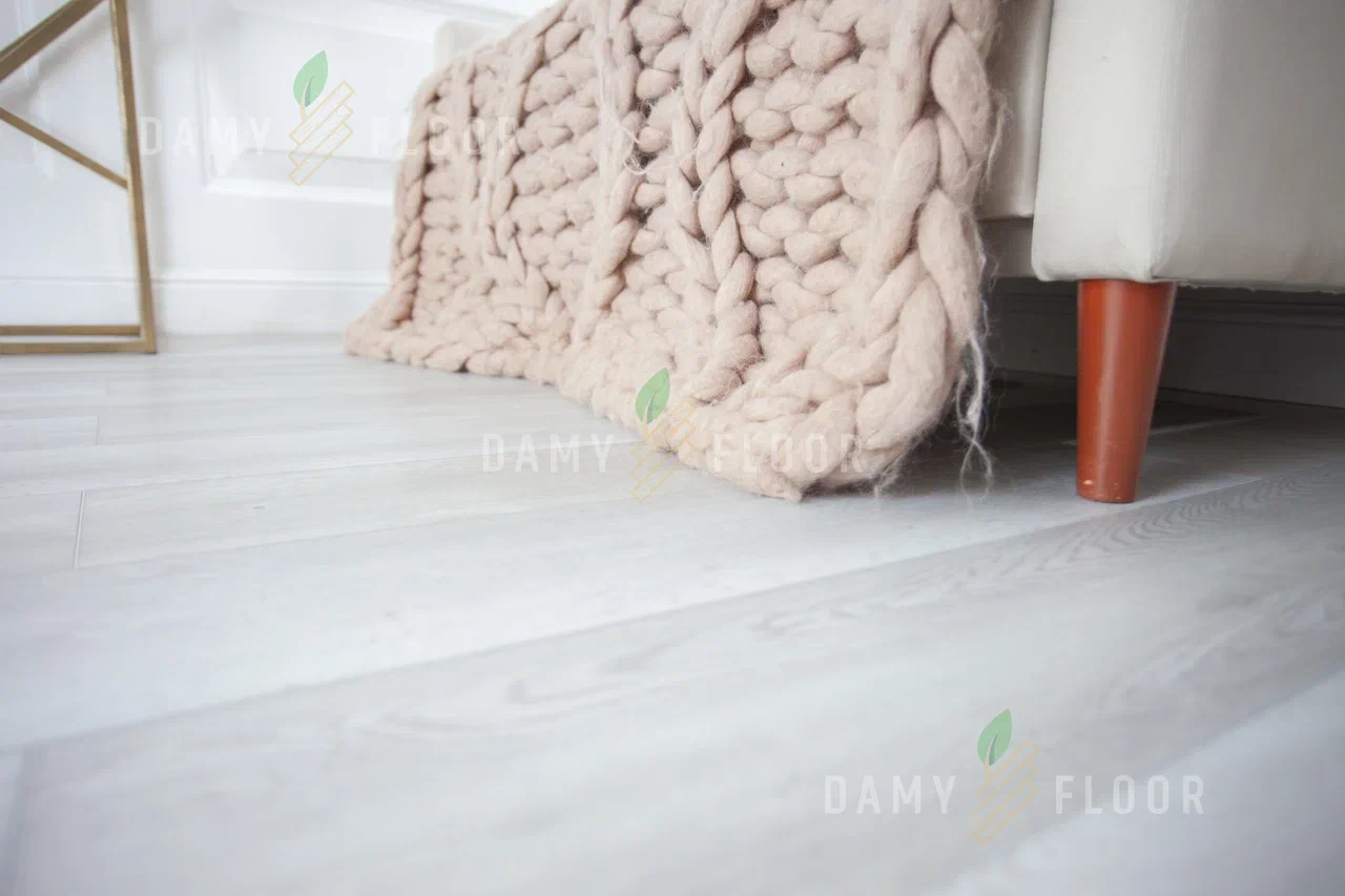 DAMY FLOOR FAMILY 304-3-LVT Дуб Зимний