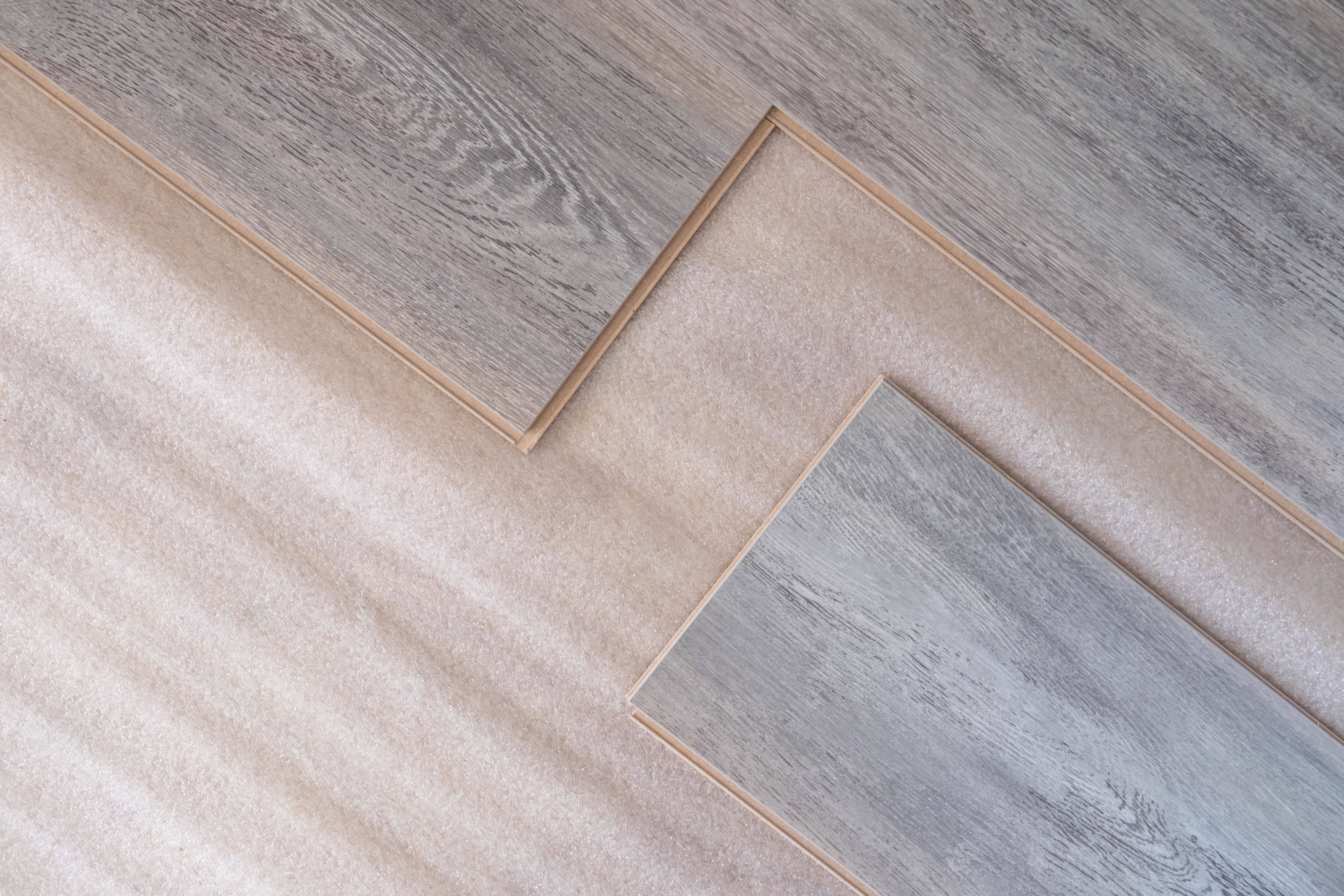 кварцевый паркет или традиционный